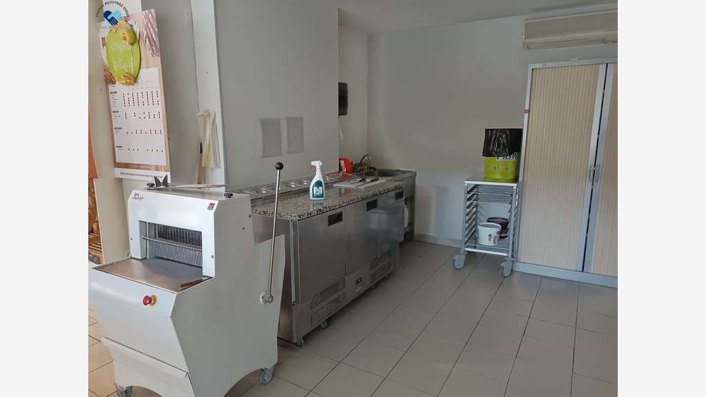 AV boulangerie pâtisserie confiserie prox Bessens