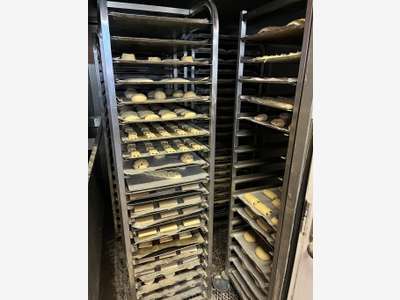 Boulangerie à vendre Est-BdR Potentiel et parking