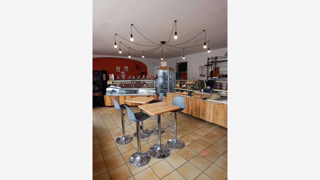 Vente boulangerie pâtisserie Bourideys axe passant