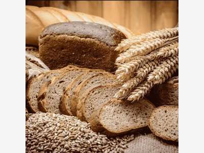 AV boulangerie de bourg proche tous commerces 14