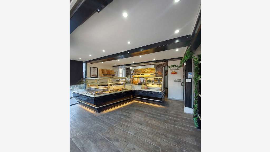 AV boulangerie village proche zone touristique 14