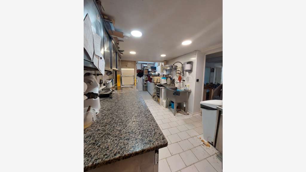 AV boulangerie village proche zone touristique 14
