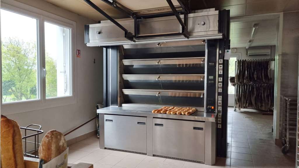 Vente boulangerie sur axe fréquenté en Charente