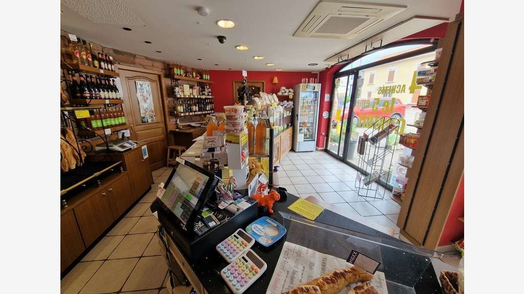 AV boulangerie-pâtisserie + maison à Chatenois