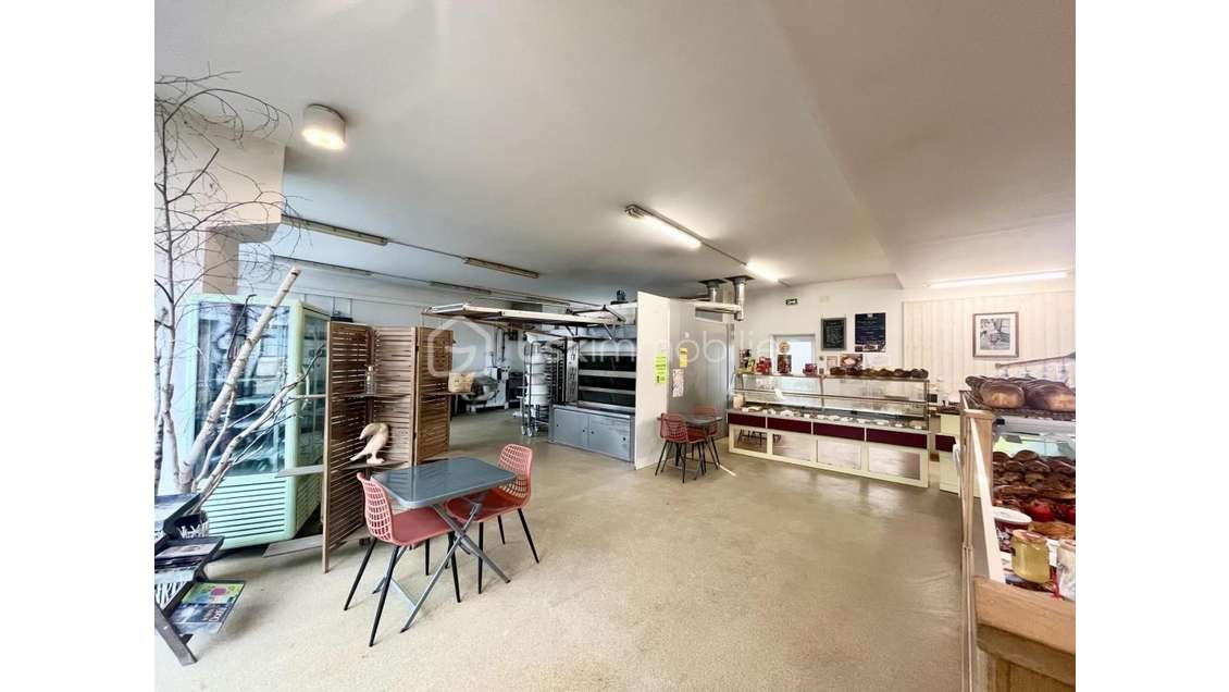 A vendre fonds et murs boulangerie-pâtisserie 36