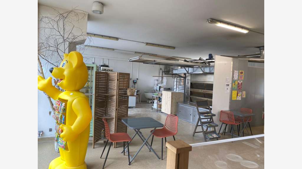 Cède boulangerie Pâtisserie à Chatillon-Sur-Indre