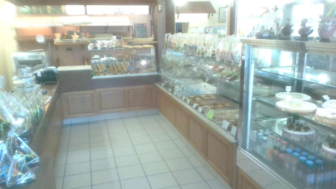 Cède boulangerie emplacement stratégique dept Cher