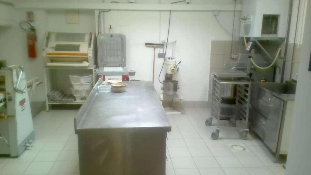 Cède boulangerie emplacement stratégique dept Cher