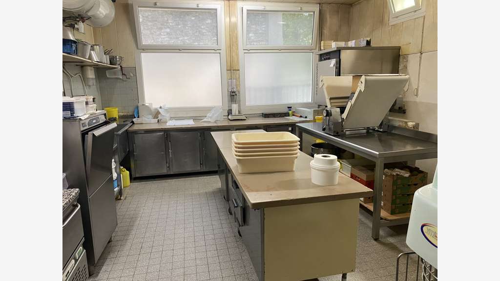 Belle boulangerie de centre ccial ouvert du 91