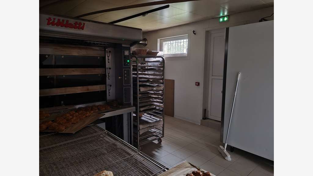 A vendre belle affaire en village de Corrèze