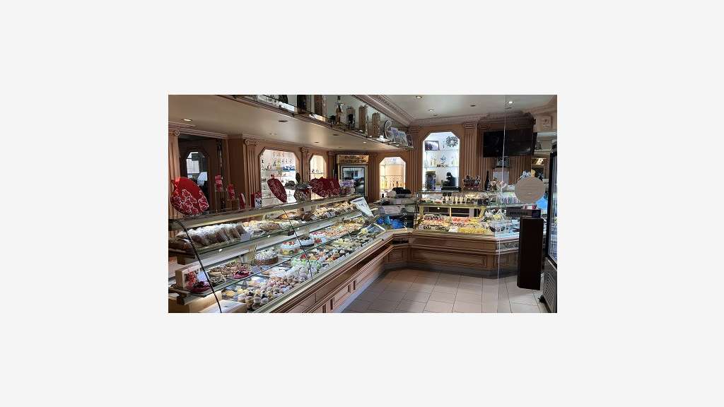 AV pâtisserie centre ville prox mer Corse du Sud