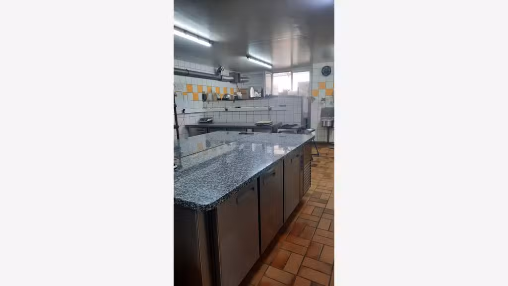 Vente très belle boulangerie empl de 1er ordre 25