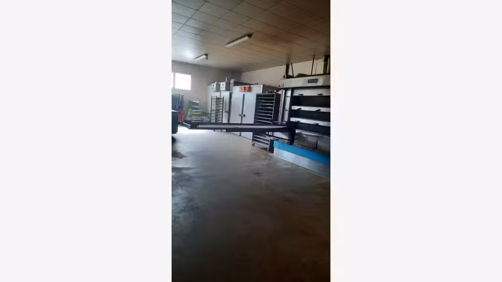 Vente très belle boulangerie empl de 1er ordre 25