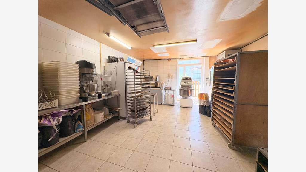 Vente boulangerie pâtisserie de 100m² à Dunes