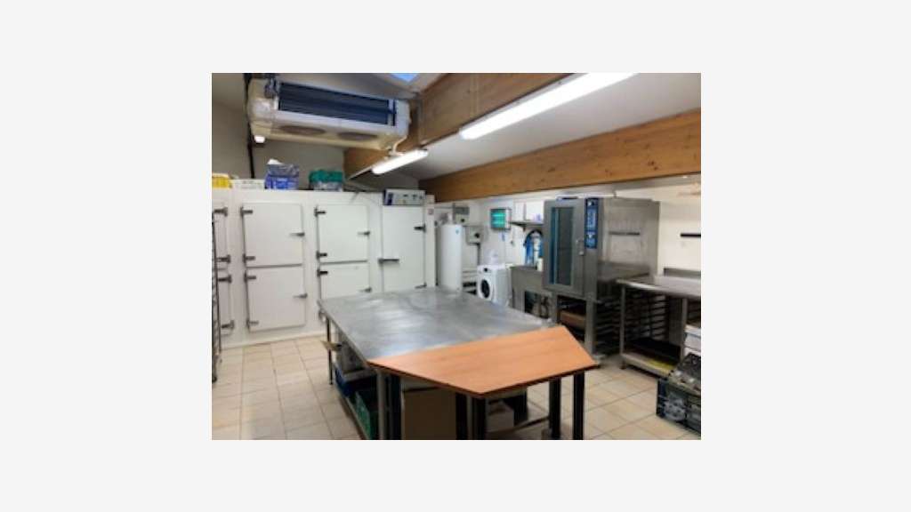 Vente boulangerie avec beaux volumes dans le Gard