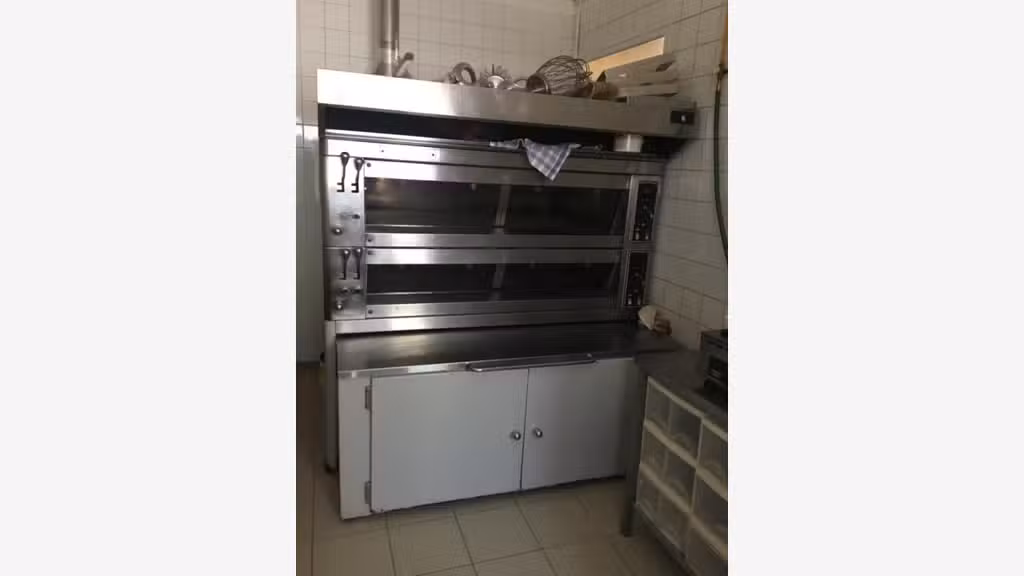 Vente boulangerie, logement confort, haut du GARD