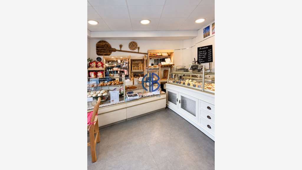 Cède boulangerie pâtisserie à Grenoble axe passant