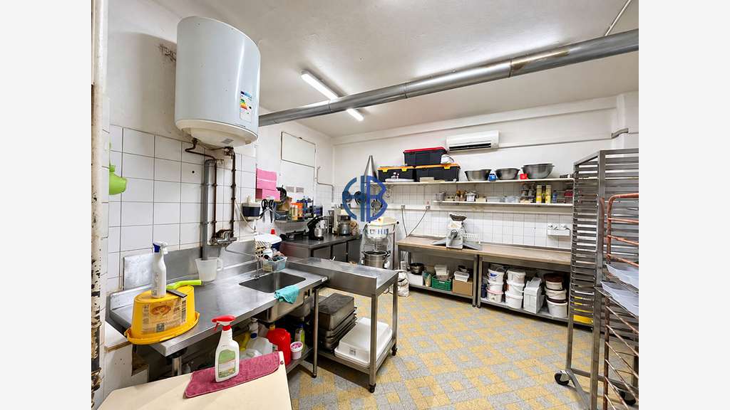 Cède boulangerie pâtisserie à Grenoble axe passant