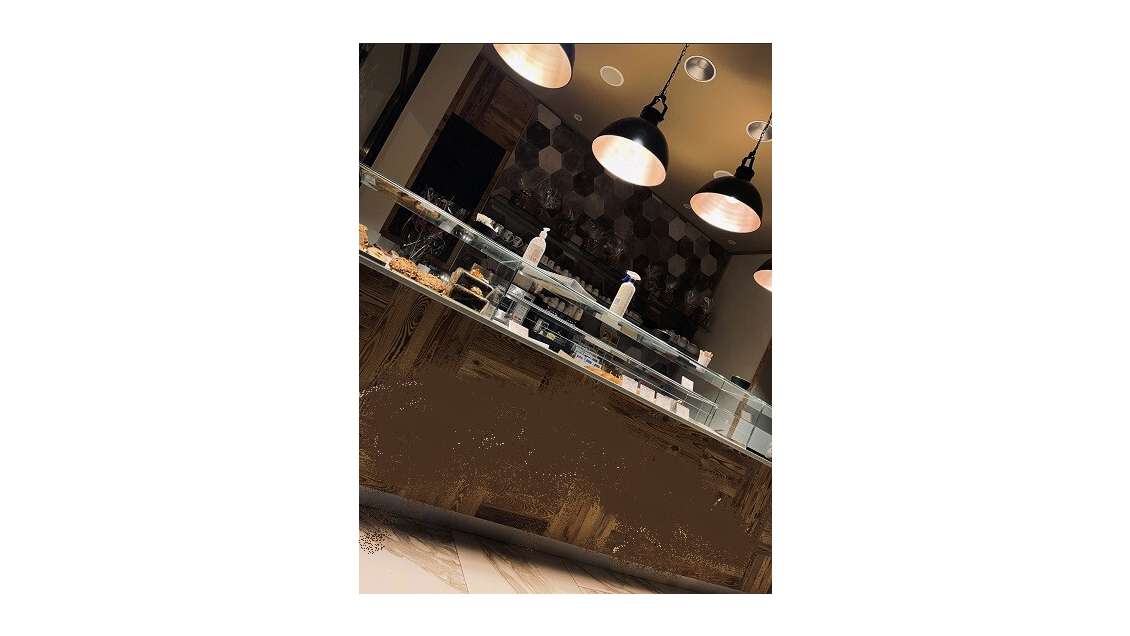 Belle boulangerie joli quartier ville Hautes-Alpes