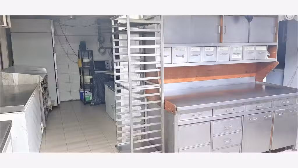 AV boulangerie Nord 92, entre périphérique et A86.