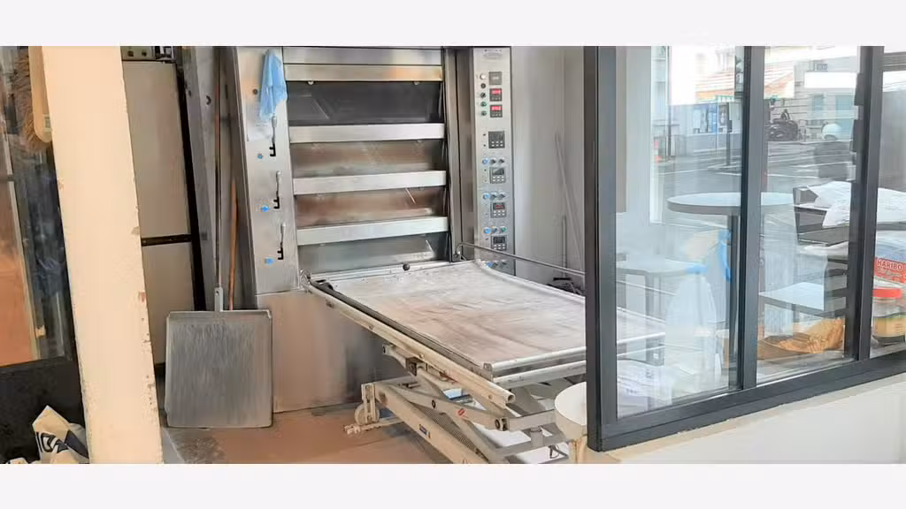 AV boulangerie Nord 92, entre périphérique et A86.