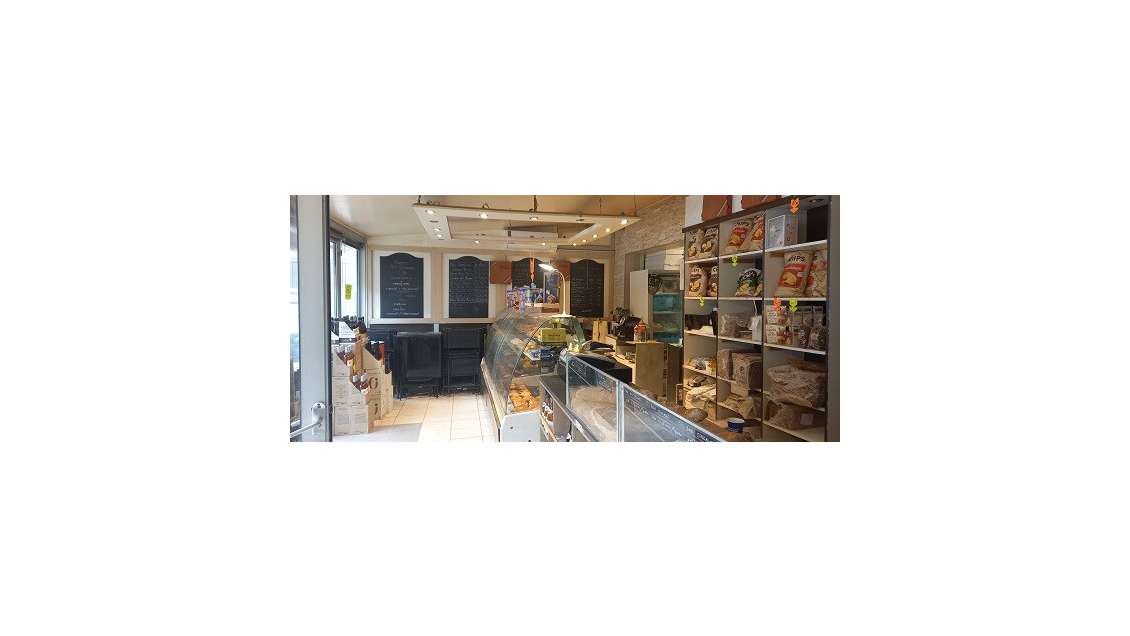 AV belle boulangerie à deux pas de la mer 34