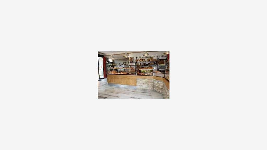 Cède boulangerie pâtisserie bien placée en Aude