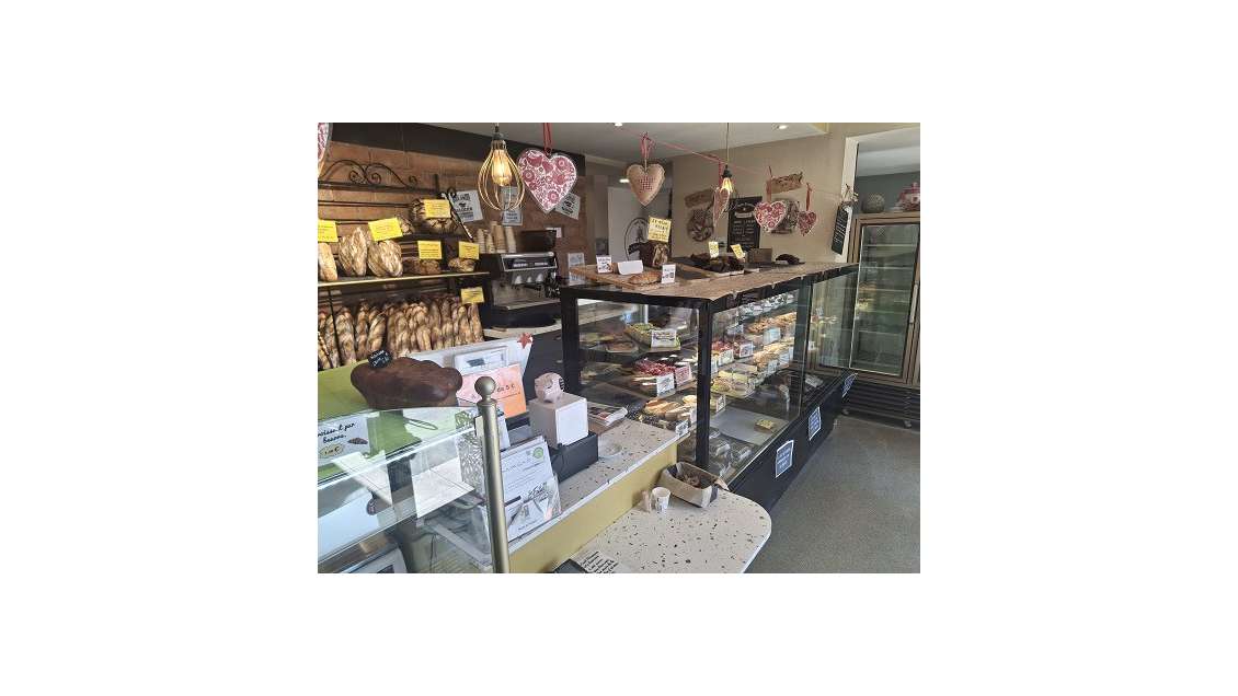 Unique boulangerie dans commune dynamique 38