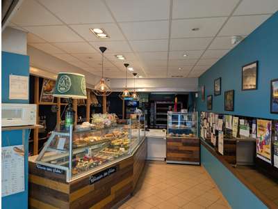 AV boulangerie pâtisserie salon thé en annexe 38