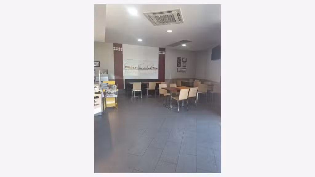 Vente boulangerie en zone commerciale dans le Jura