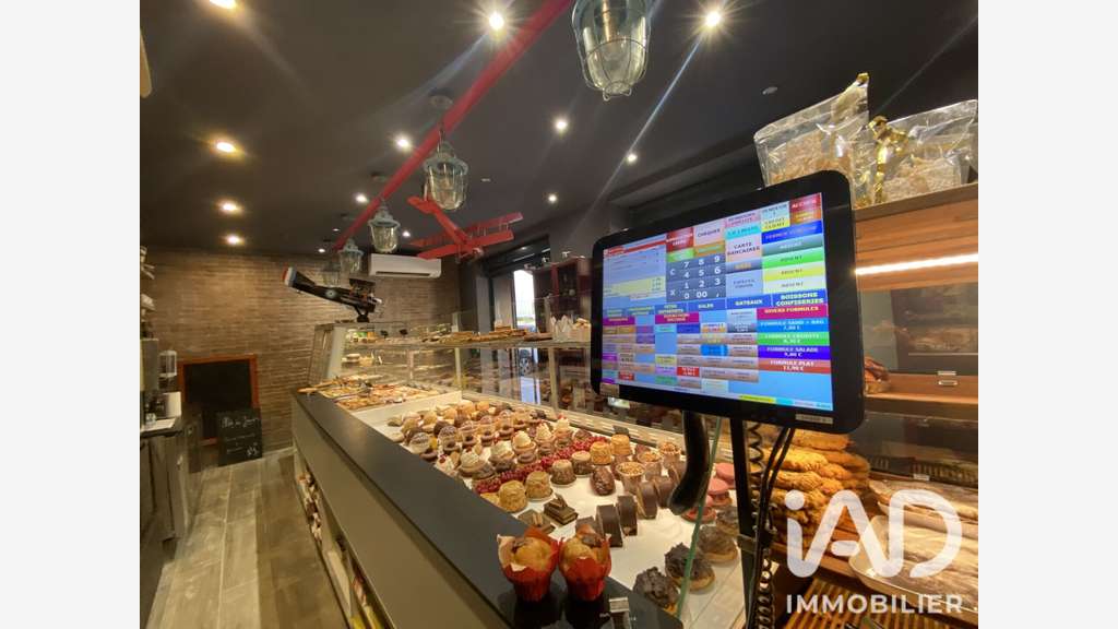 Cède Boulangerie patisserie à La Londe-les-Maures