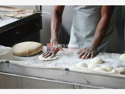 Vente boulangerie à taille humaine près de Gap