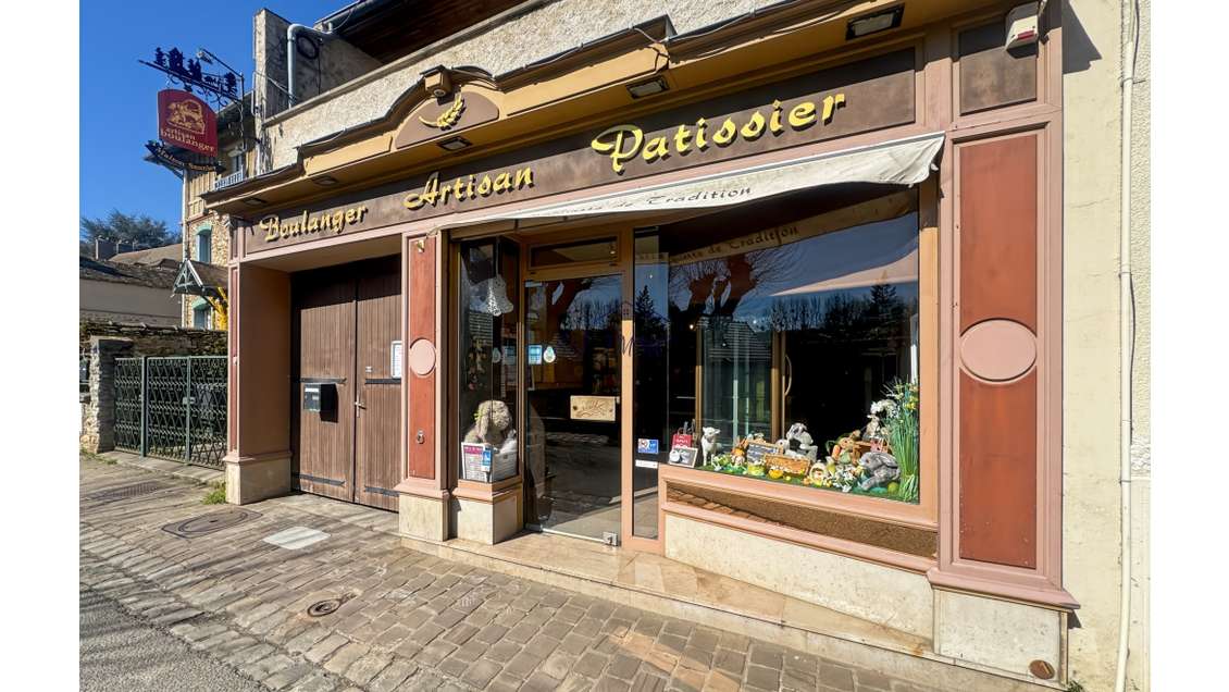 Vente boulangerie-pâtisserie au centre de Lardy