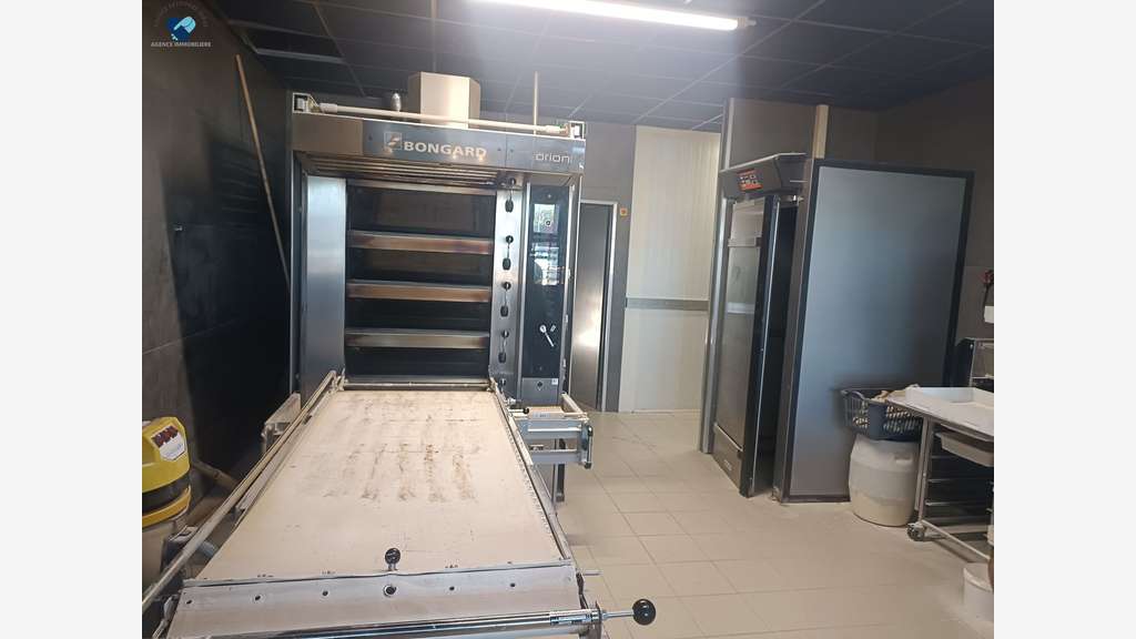 Vente boulangerie pâtisserie confiserie Lasbordes