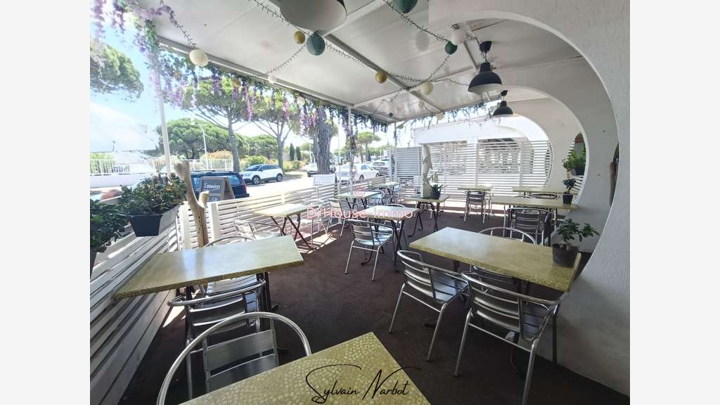 Vente point chaud en bord de mer Port Camargue