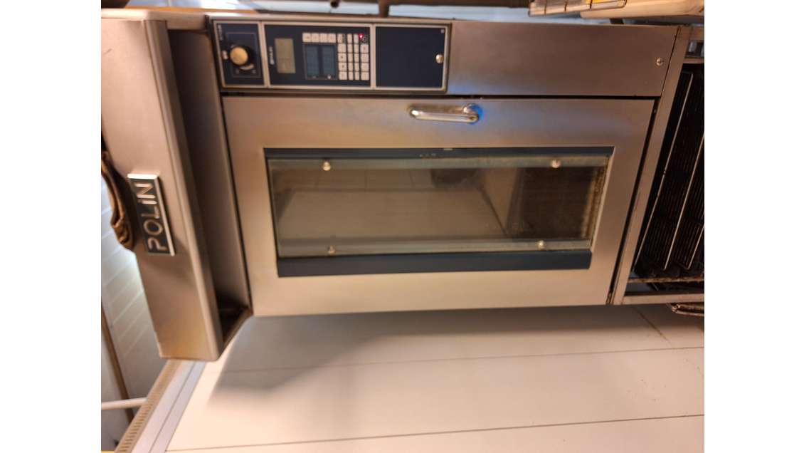 Vente FDC traiteur en Bourg authentique de Sologne