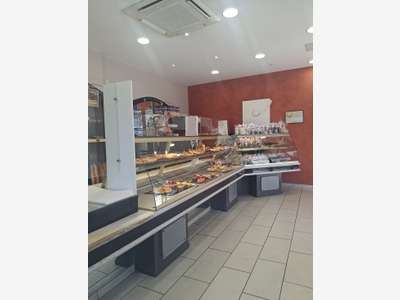 AV boulangerie commune à fort pouvoir d'achat 42