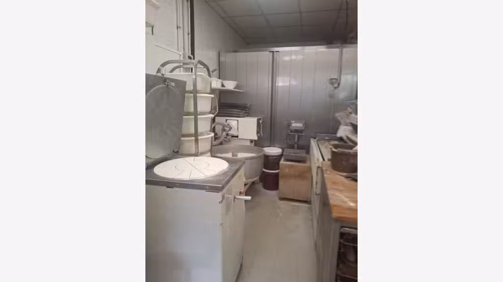 AV boulangerie commune à fort pouvoir d'achat 42