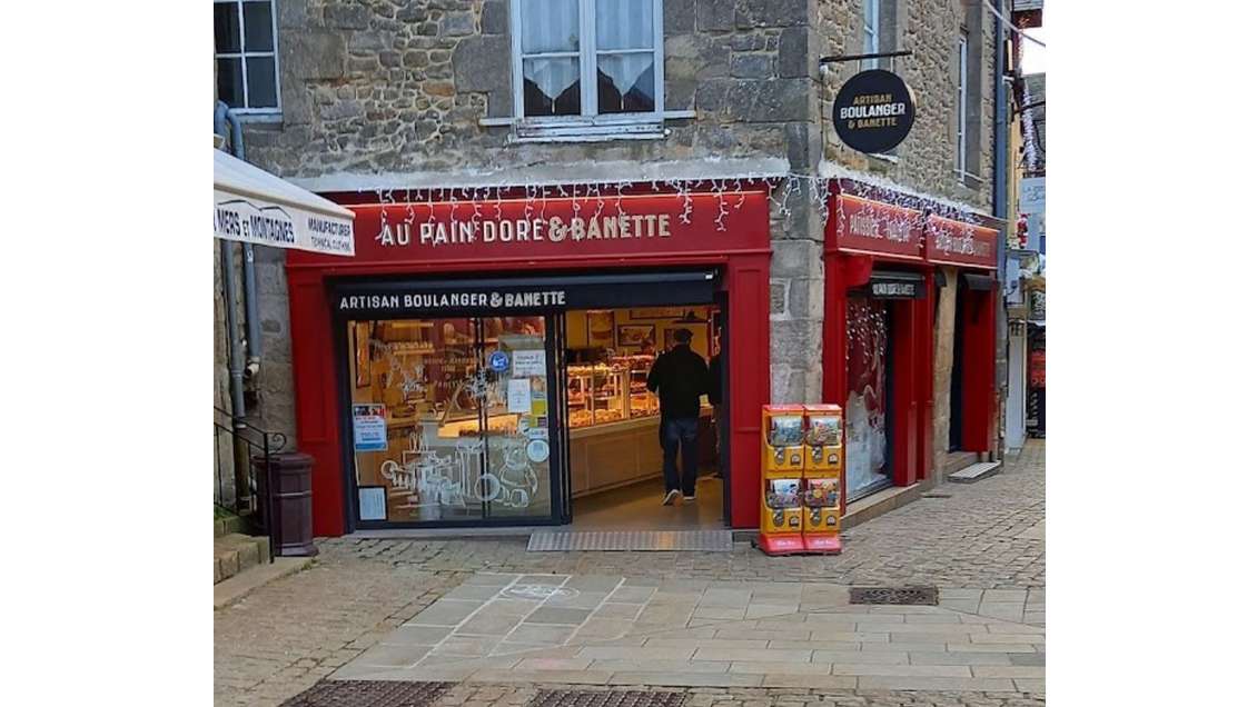 AV boulangerie dans cité de caractère 44