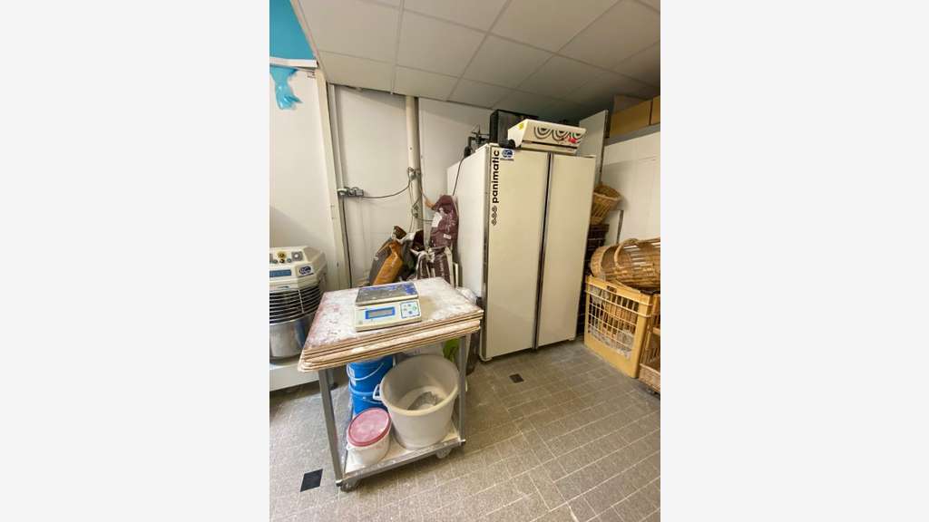 Vente boutique récente pains snacking dept Loiret