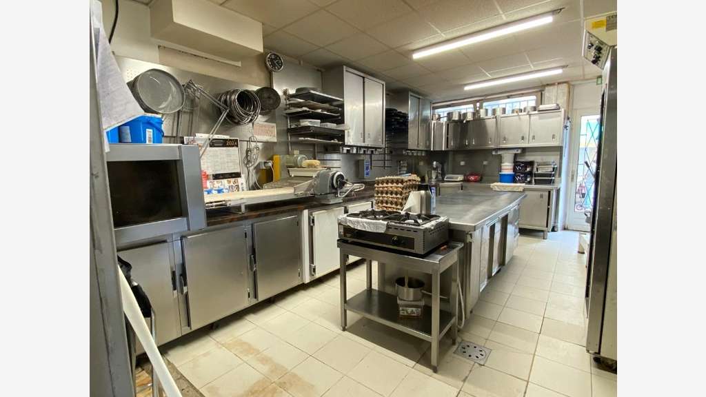 Vente boutique récente pains snacking dept Loiret