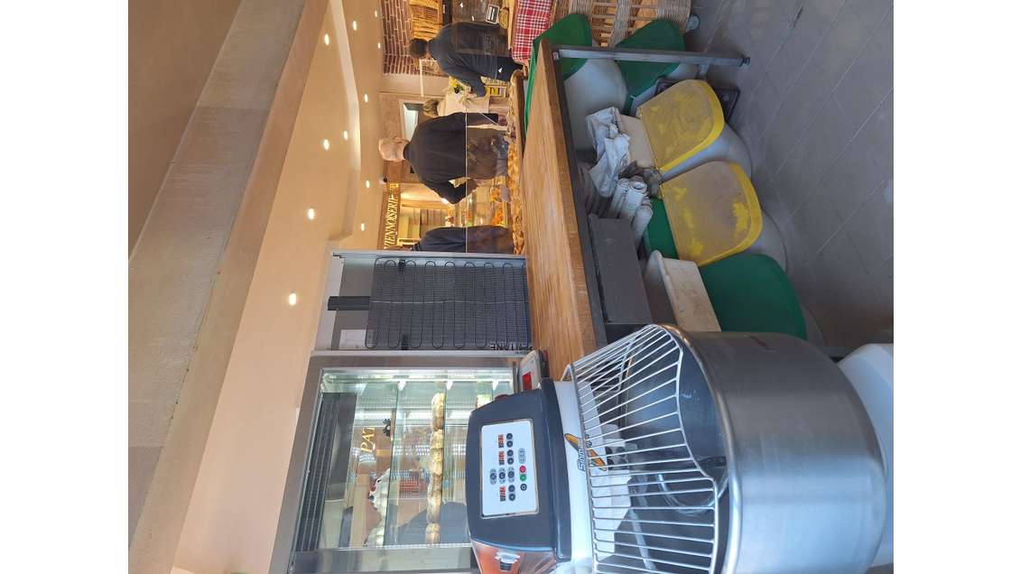 Vente FDC avec logement en centre ville du Loiret