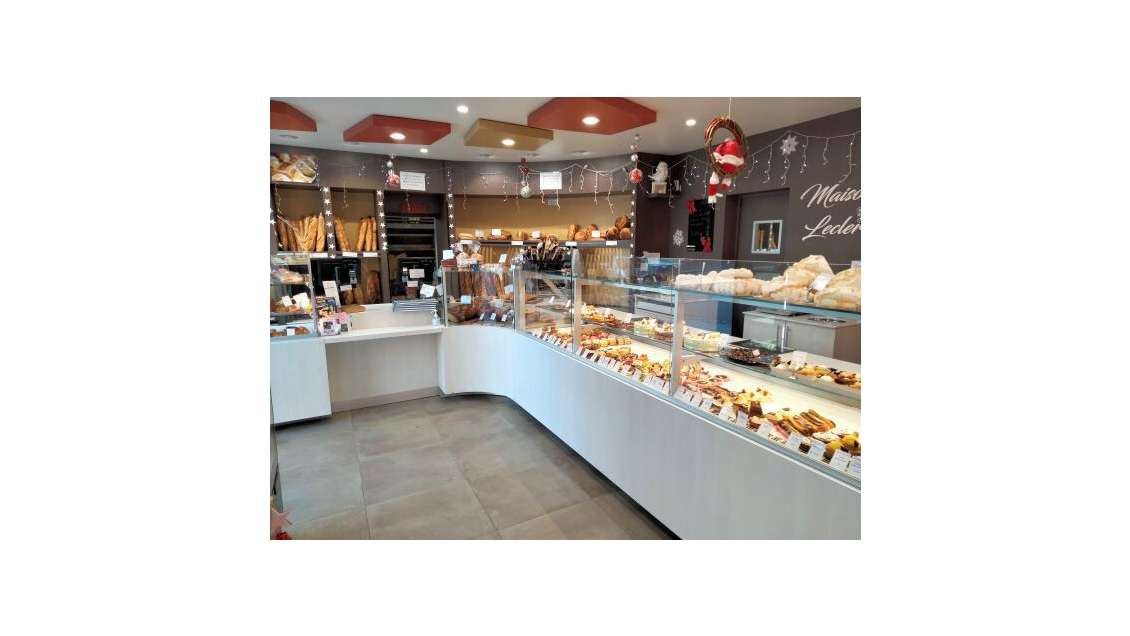 A vendre boulangerie-pâtisserie en bourg de Manche