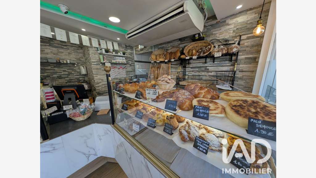Cède boulangerie pâtisserie à Margny-Lès-Compiègne
