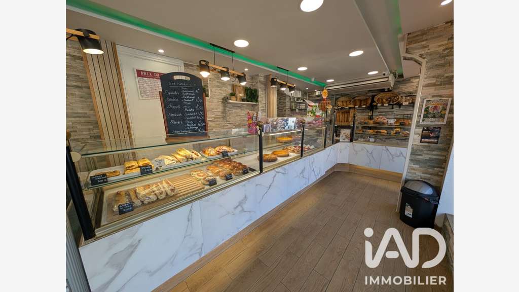Cède boulangerie pâtisserie à Margny-Lès-Compiègne