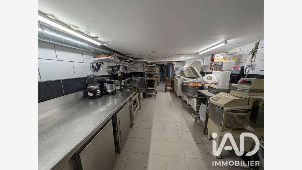 Cède boulangerie pâtisserie à Margny-Lès-Compiègne