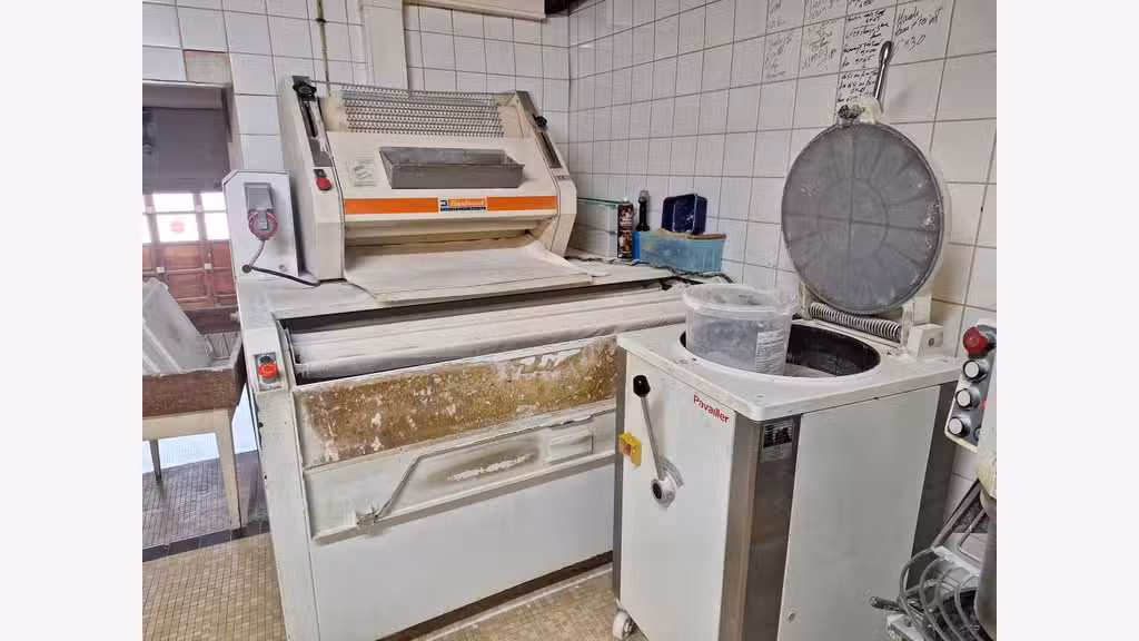 Vente belle boulangerie en centre ville de Mayenne