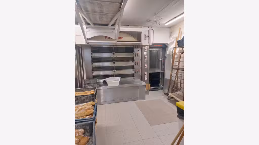 Cède belle boulangerie snack proche université 56