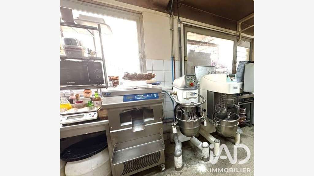 Vente boulangerie patisserie au centre de Nay