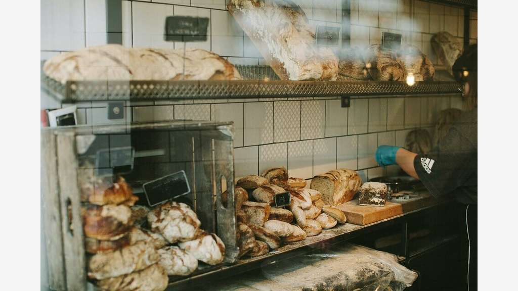 Vente 2 FDC boulangerie snack angles de rues Nice